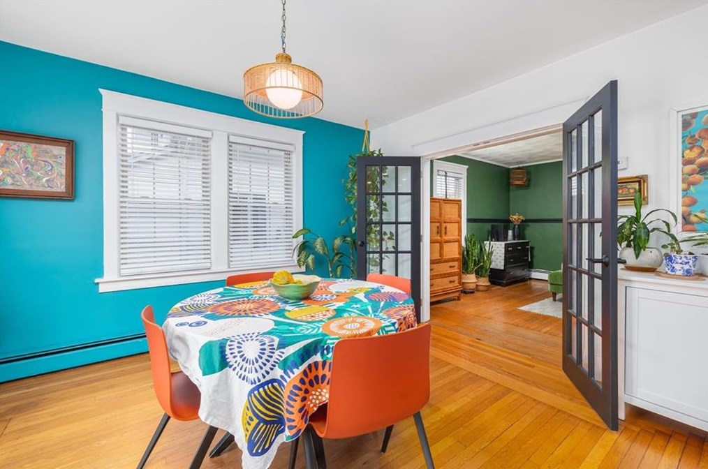 95 Oakland Ave, Cranston RI  02910-4514 exterior