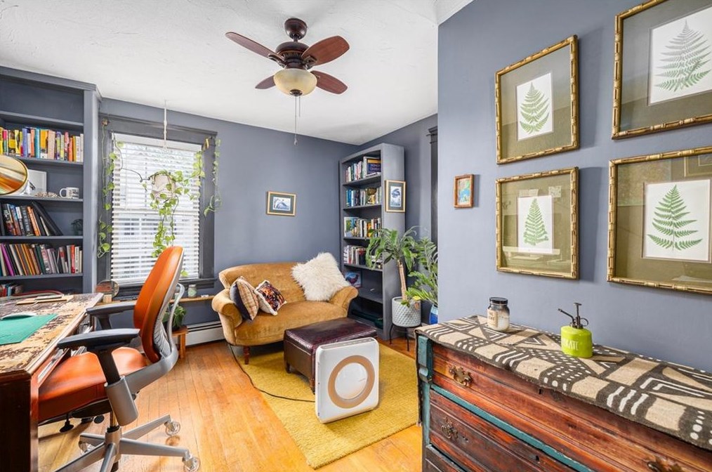 95 Oakland Ave, Cranston RI  02910-4514 exterior