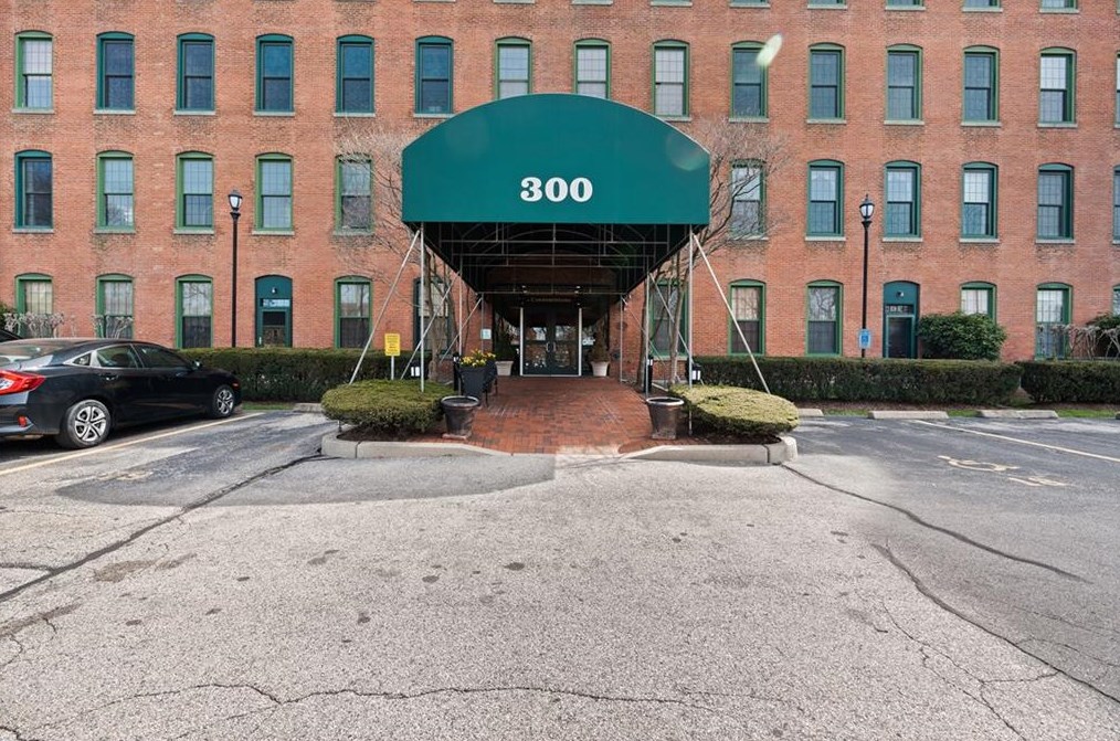 300 Front St #505, Pawtucket, RI 02860