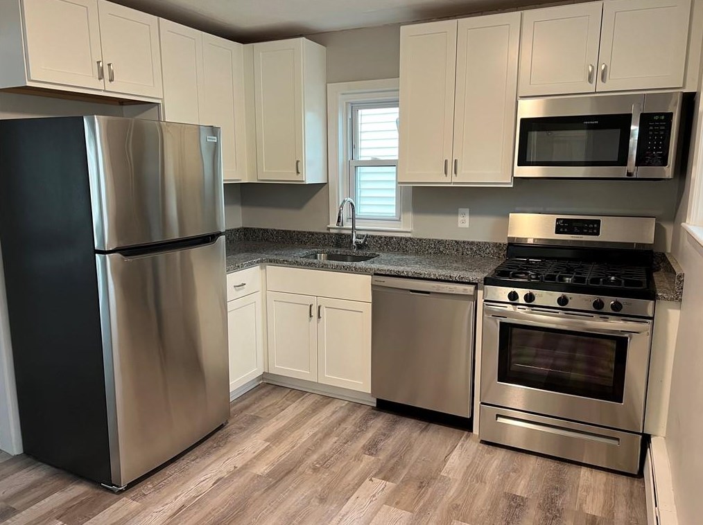 196 S Spruce St, East Providence, RI 02914
