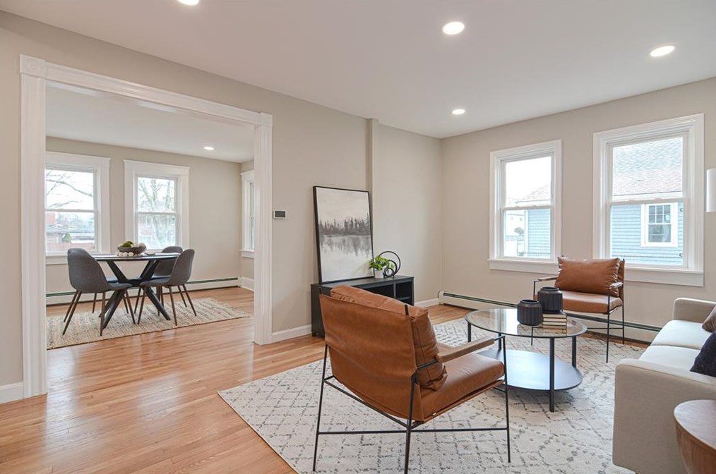 64 Burnside Ave, East Providence RI  02915-3223 exterior