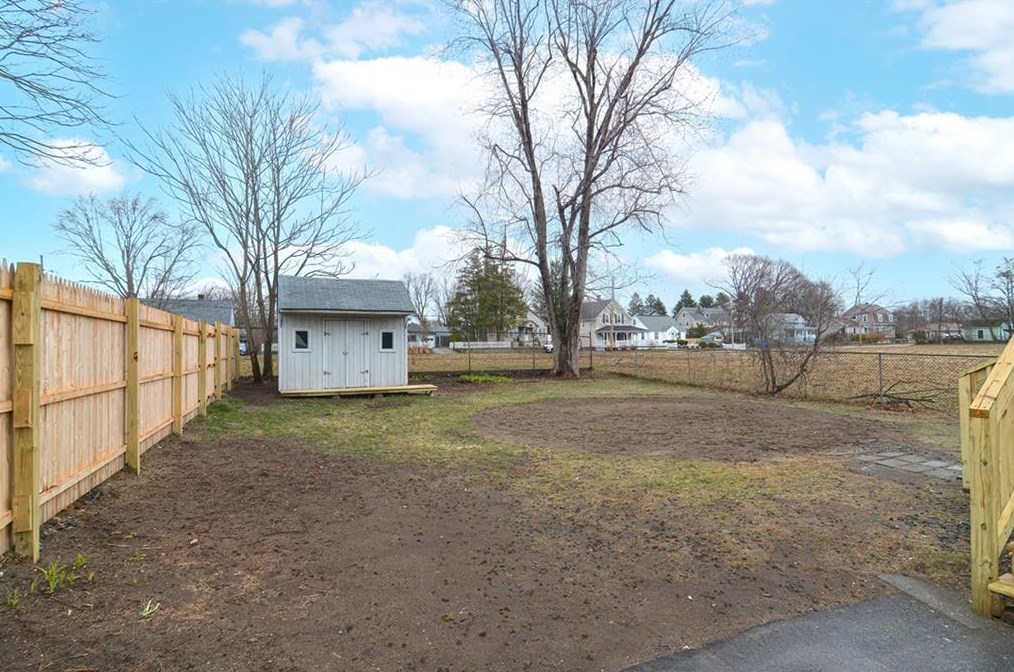 64 Burnside Ave, East Providence RI  02915-3223 exterior