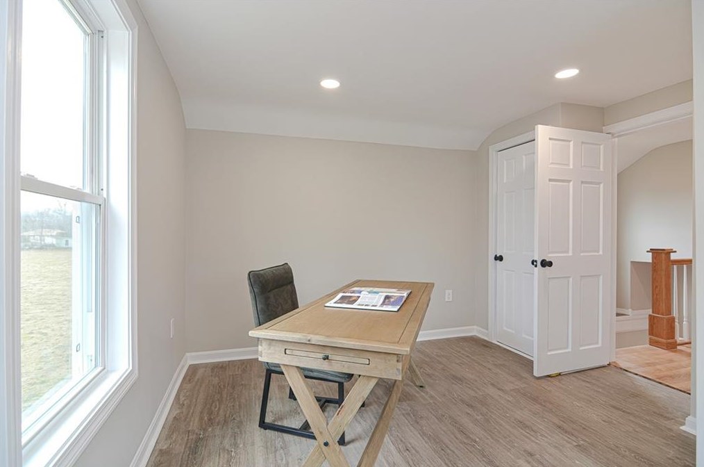 64 Burnside Ave, East Providence RI  02915-3223 exterior