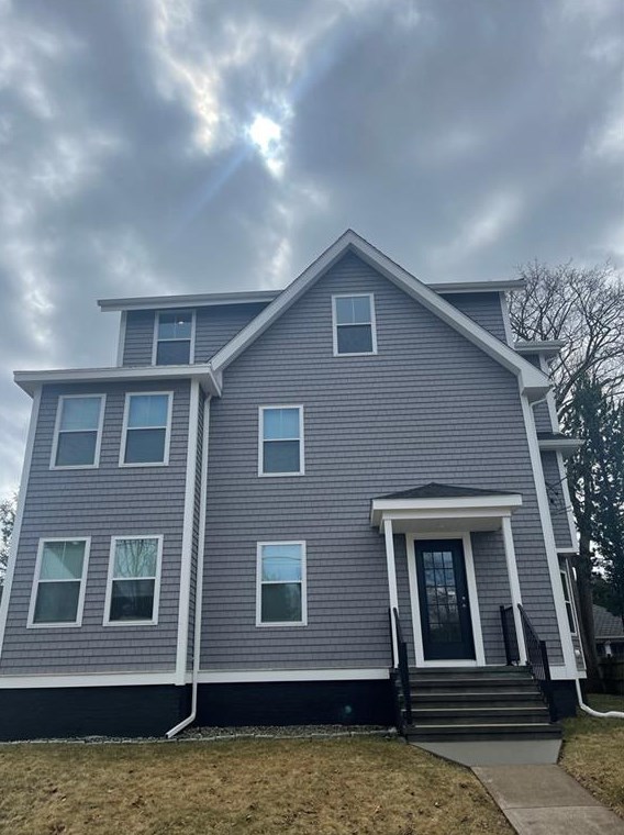 88 Albert Ave, Providence, RI 02905