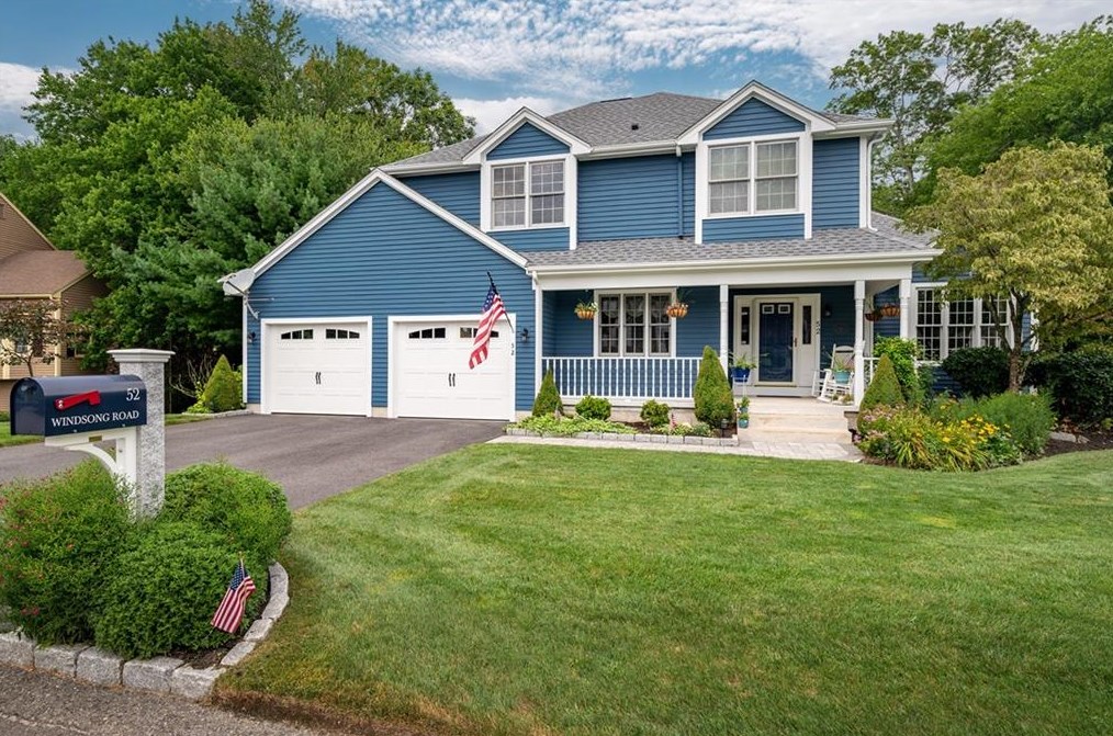 52 Windsong Rd, Cumberland, RI 02864