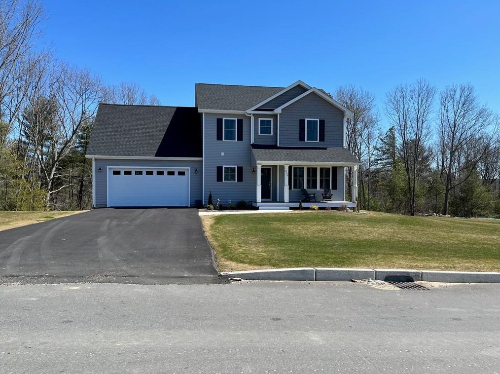 272 E Shore Dr, Coventry, RI 02816