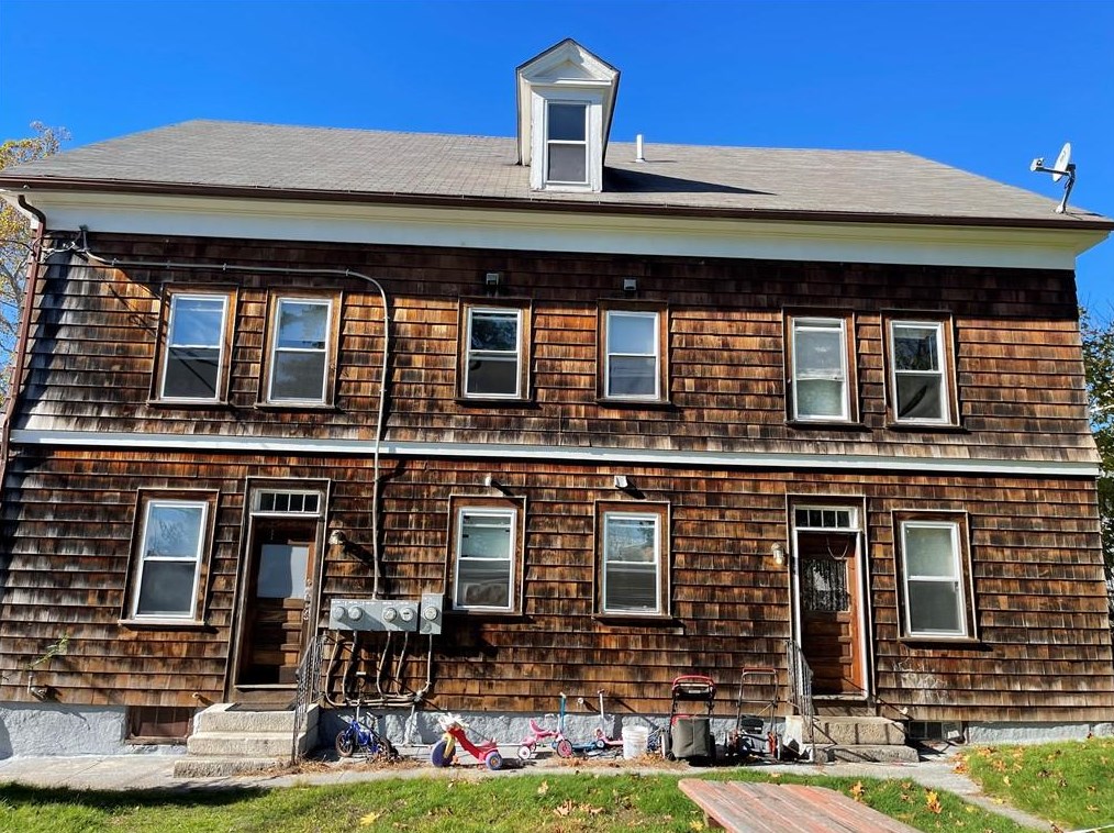 665 Providence St, West Warwick, RI 02893