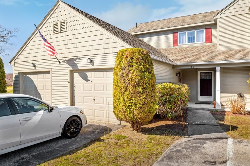 59 Saddle Green #b, Providence, RI 02904