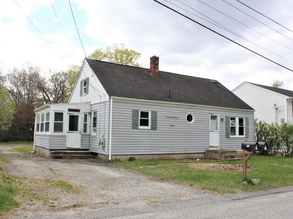 49 Vermont Ave, Cumberland, RI 02864