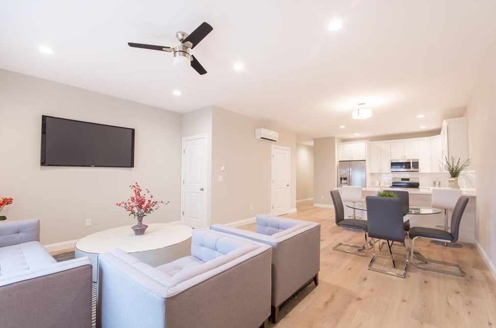 94 Sandy Point Farm Rd #4, Portsmouth, RI 02871