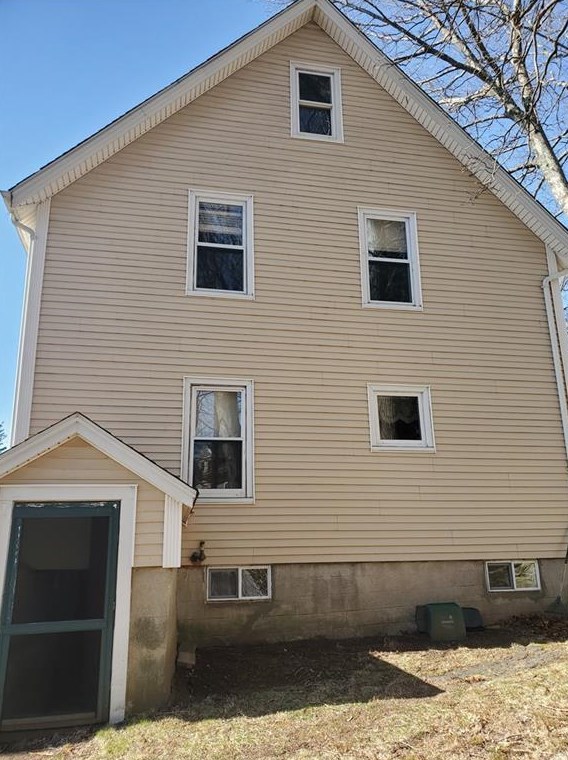 46 Glen Rd, Woonsocket, RI 02895
