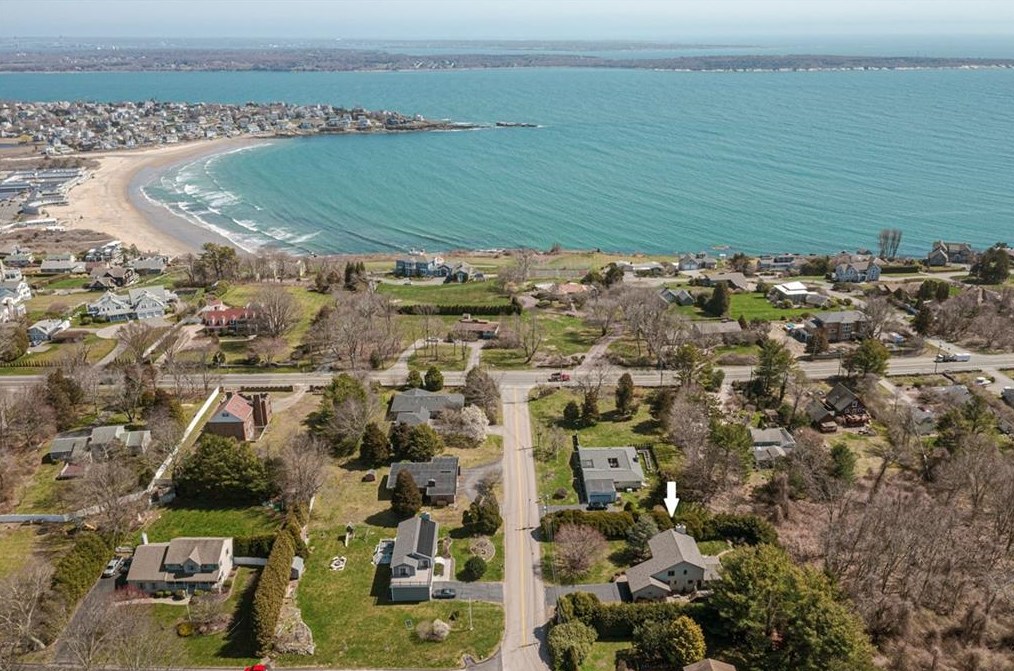 20 W Bay Dr, South Kingstown, RI 02882