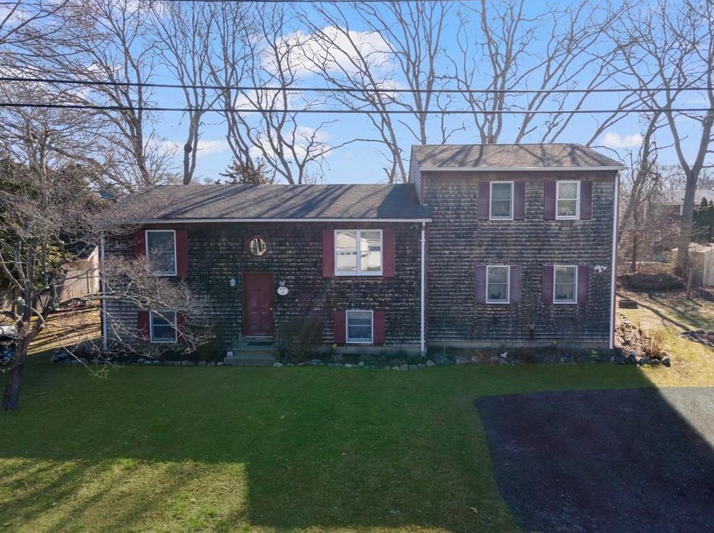 65 Wayland Trail, South Kingstown, RI 02882