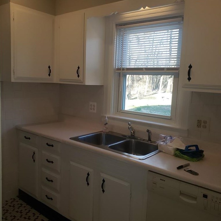 13 Redland Ave, East Providence RI  02916-1214 exterior