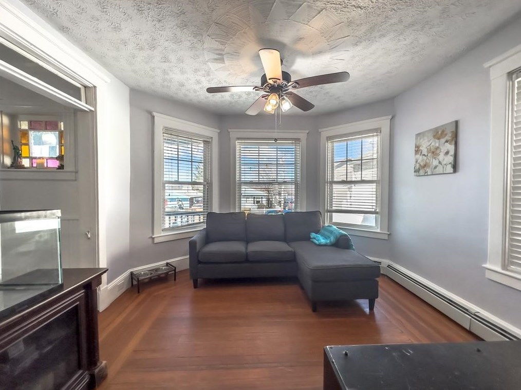 25 Lynch St, Providence, RI 02909