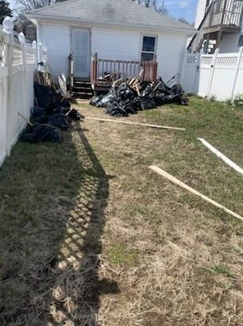 17 Standard Ave, West Warwick RI  02893-3827 exterior