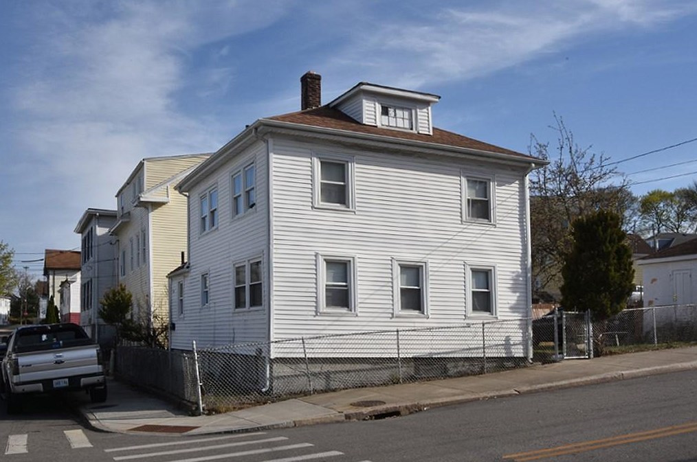 49 Judith St, Providence, RI 02909