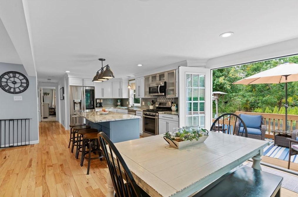 30 Hamilton Allenton Rd, North Kingstown, RI 02852