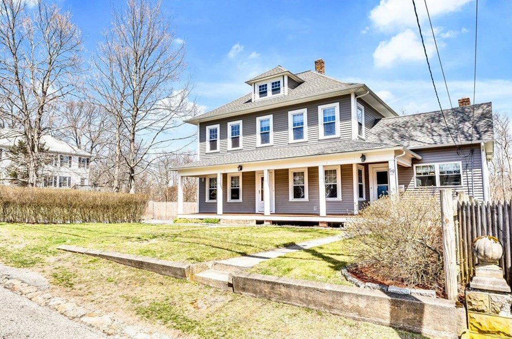 59 Maple Ave, West Warwick, RI 02893