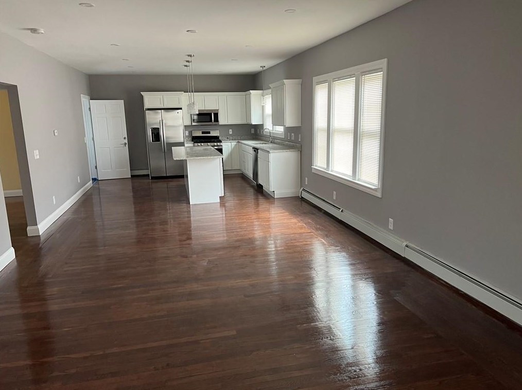 156 Se Quarry St #1, East Providence, RI 02914