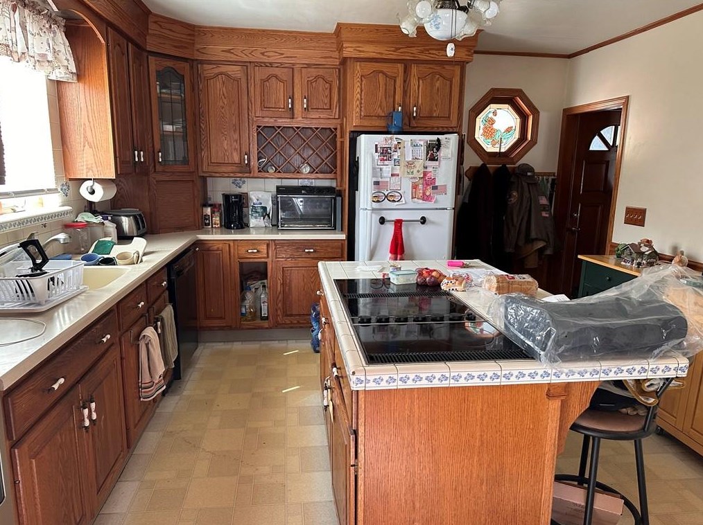 918 Victory Hwy, Burrillville, RI 02839
