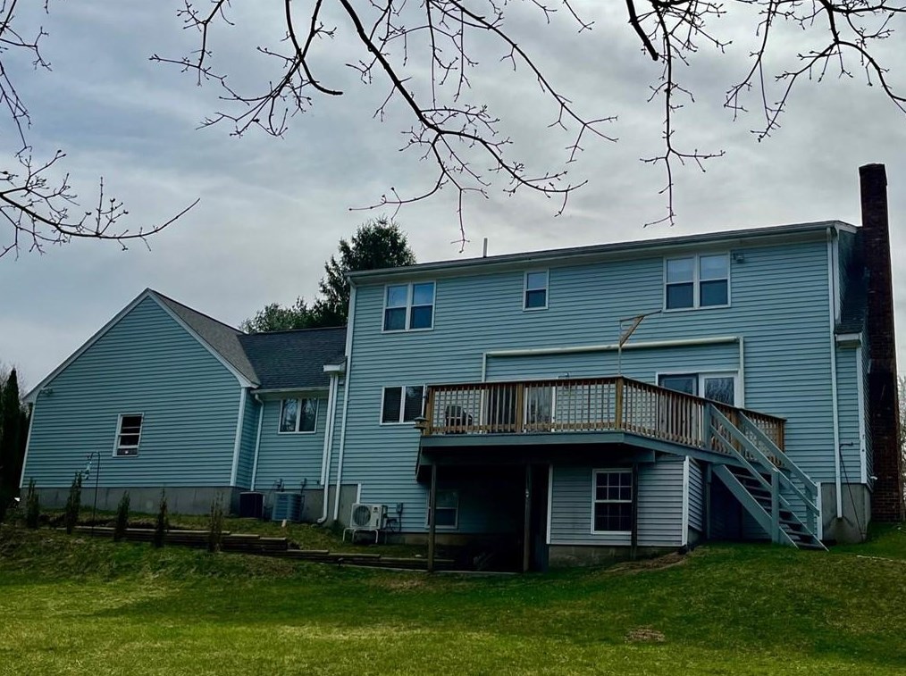 54 Angell Rd, Cumberland, RI 02864