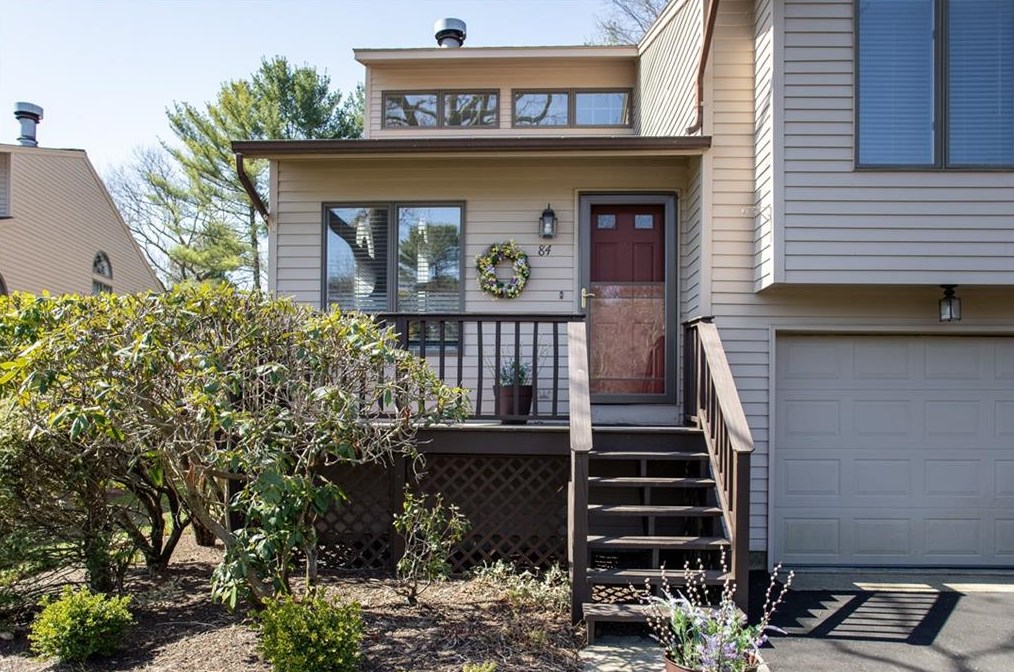 84 Cardinal Dr #84, North Kingstown, RI 02852