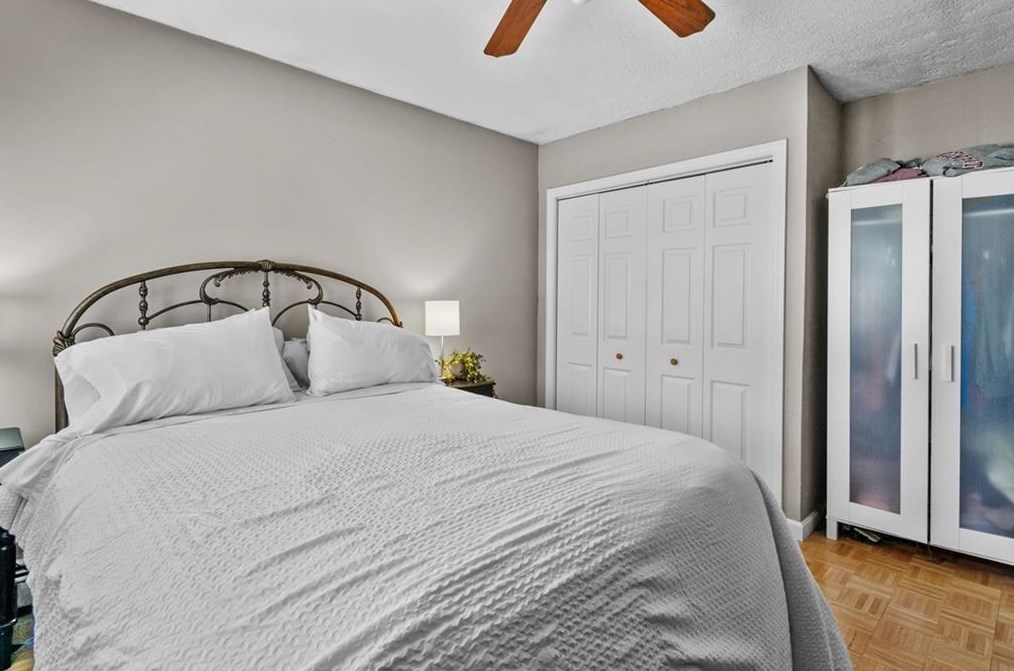 13 Hattie Ave, Smithfield RI  02828-2808 exterior
