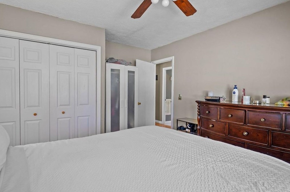 13 Hattie Ave, Smithfield RI  02828-2808 exterior