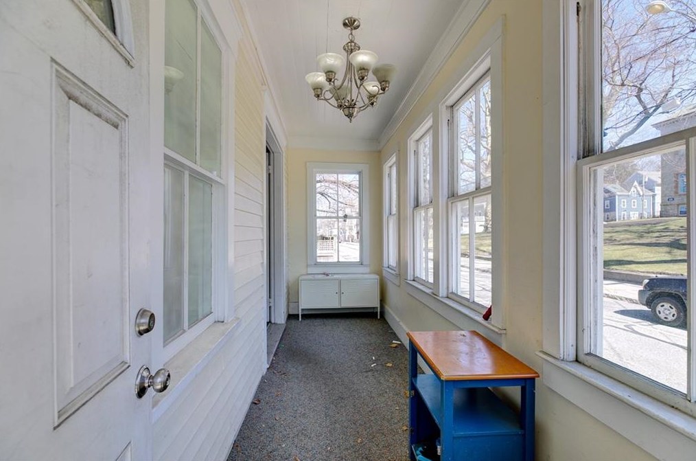 427 Spring St #2, Middletown, RI 02840