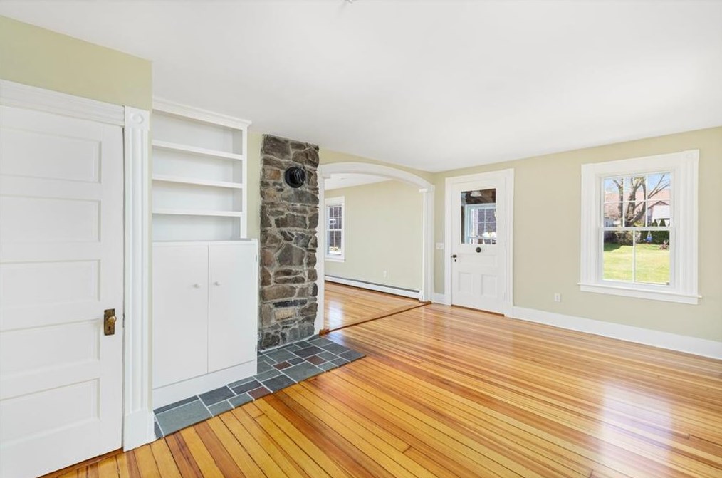 6 Coronado St, Jamestown RI  02835-1229 exterior