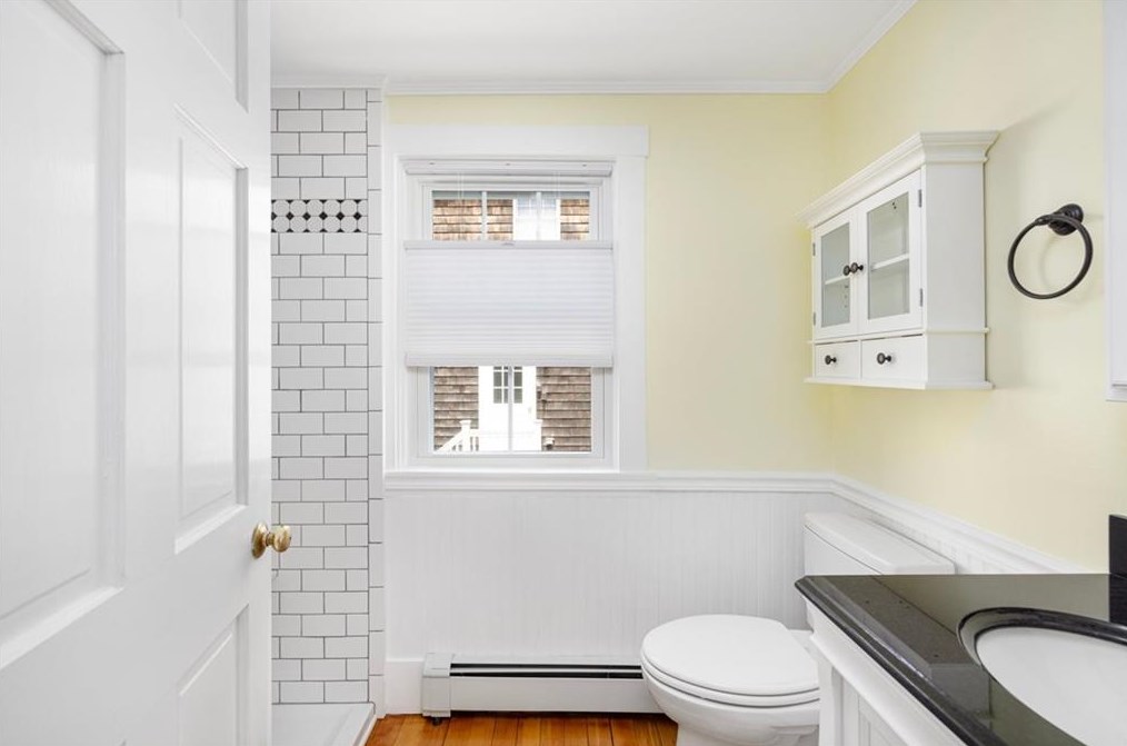 6 Coronado St, Jamestown RI  02835-1229 exterior