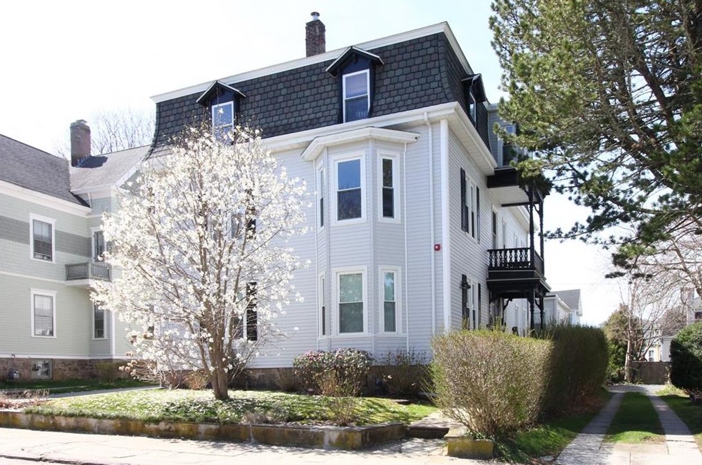 15 Everett St #5, Middletown, RI 02840