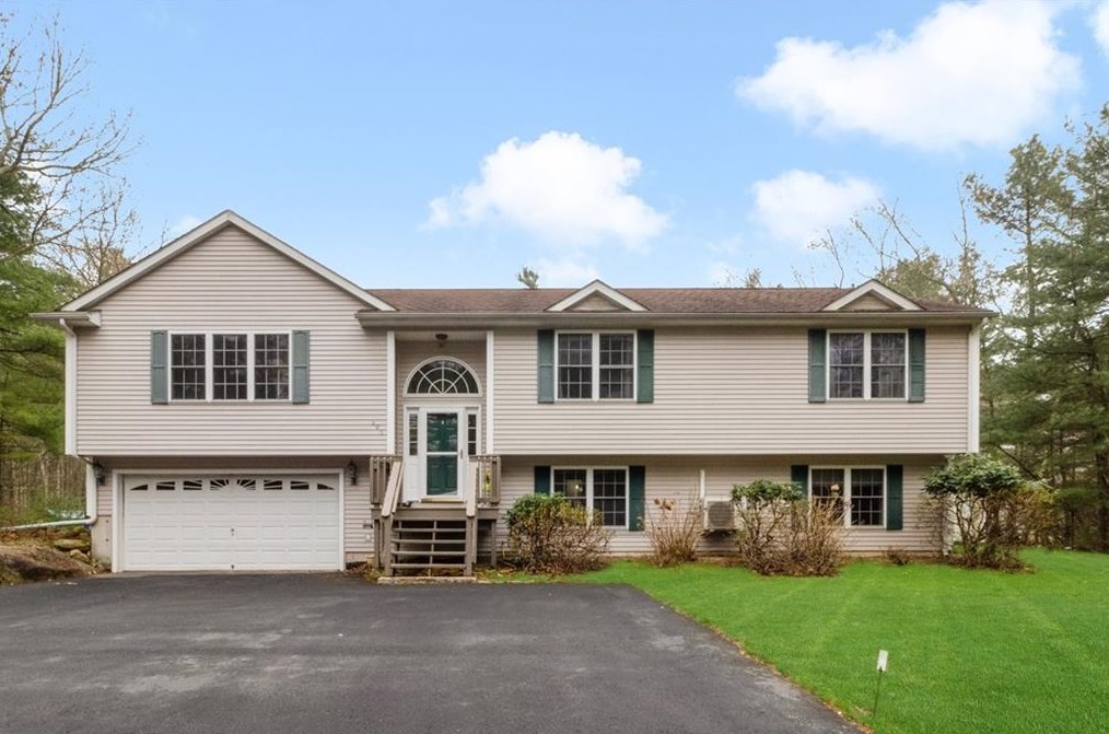 390 Henry Brown Rd, West Greenwich, RI 02817