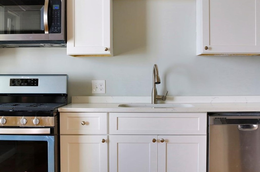 100 Penn St #1, Providence, RI 02909