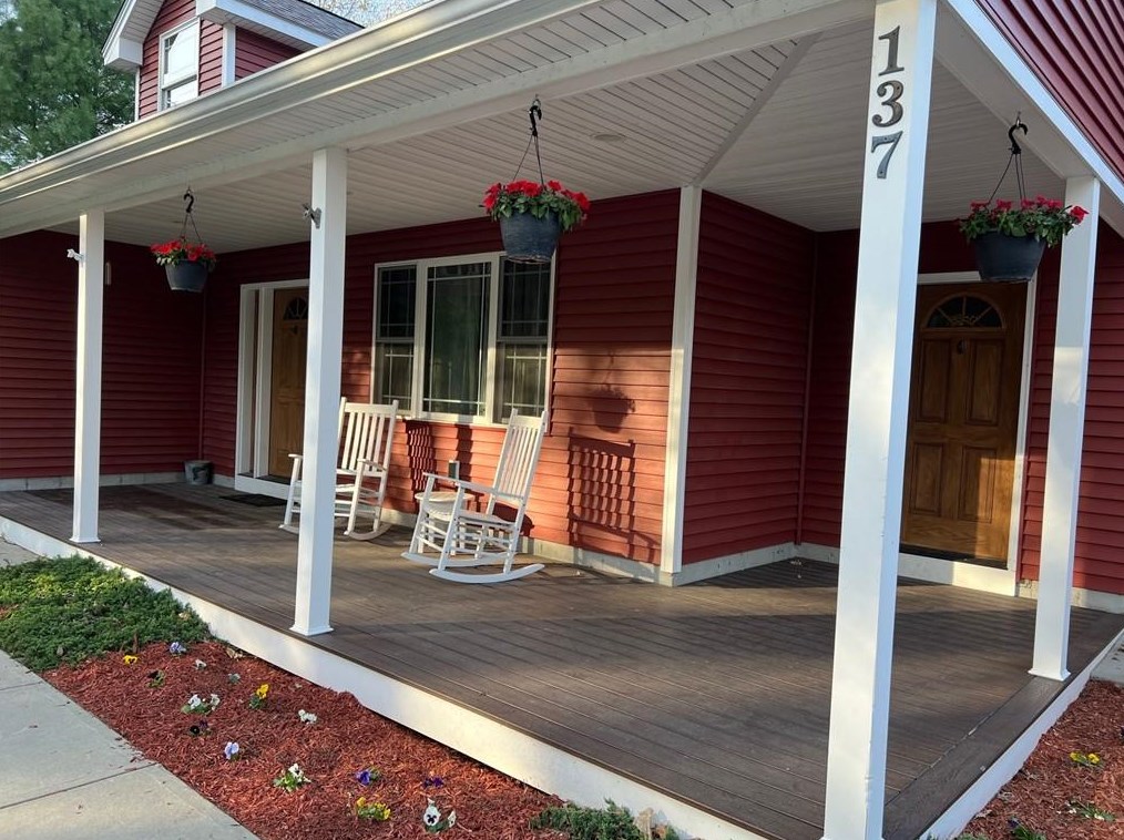 137 Manley Dr, Glocester, RI 02859