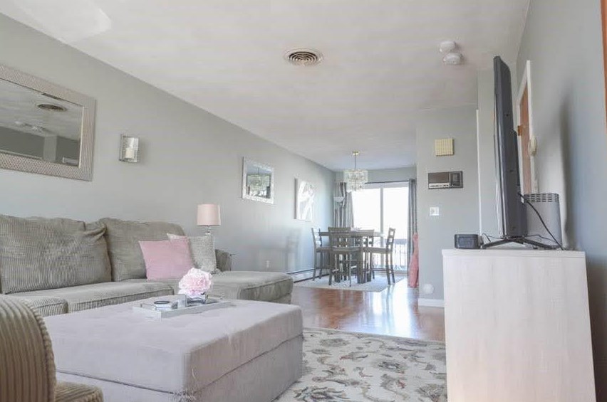 64 Sunflower Cir, Providence, RI 02911