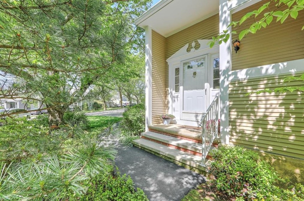 70 Arbor Dr, Providence, RI 02908