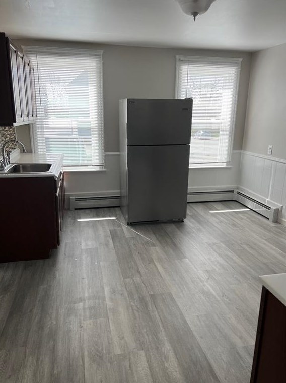 22 Eastman St, Warwick, RI 02886