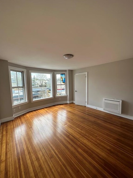 140 Broadway #3, Middletown, RI 02840