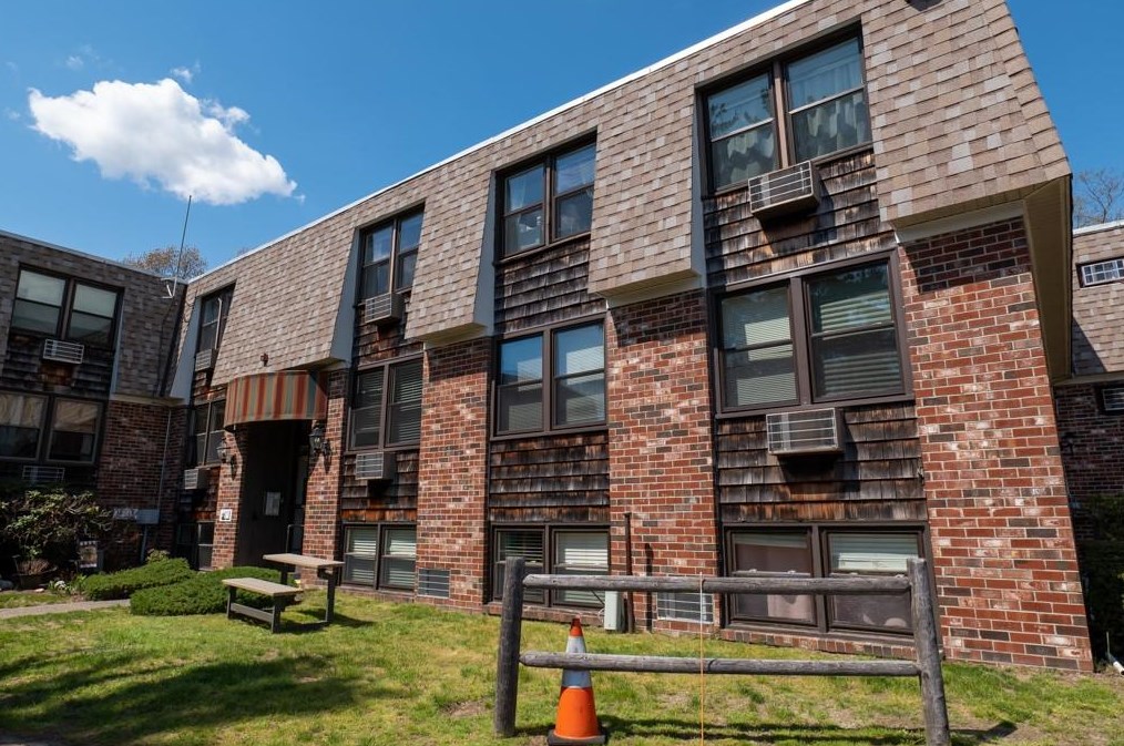 510 Child St #402b, Warren, RI 02885