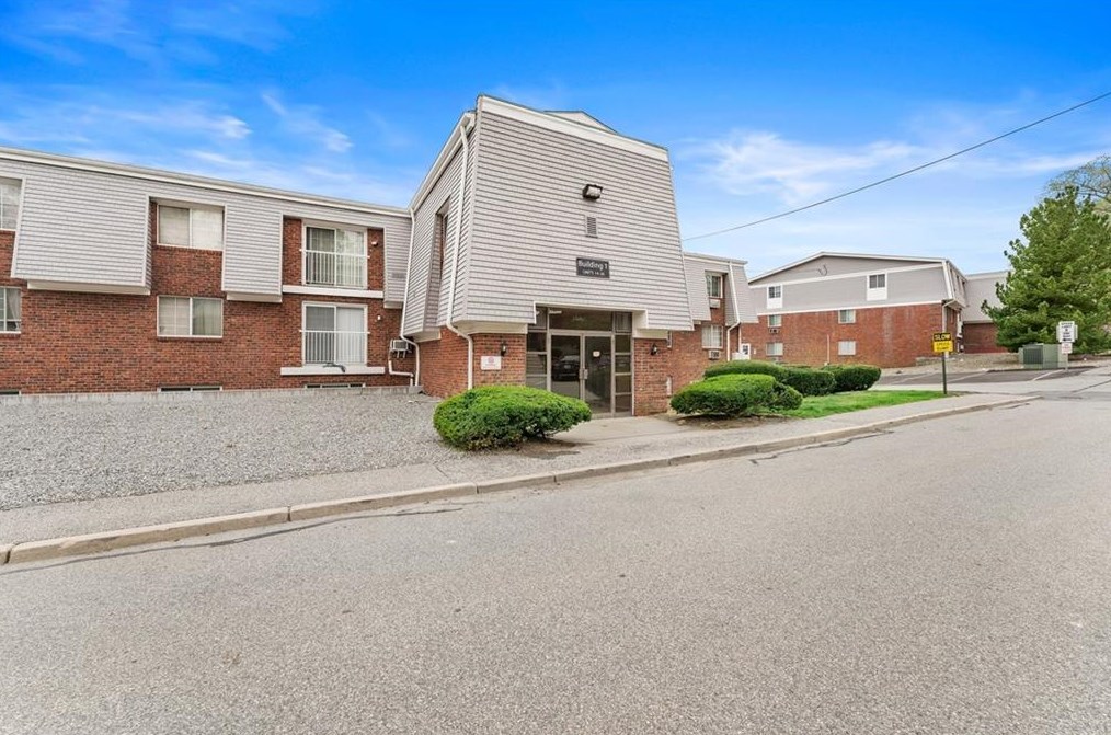 300 Smithfield Rd #unit P1-23, Providence, RI 02904