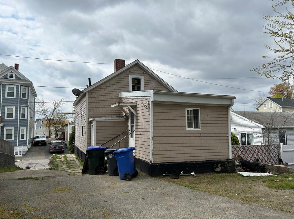 91 Wadsworth St, Providence, RI 02907