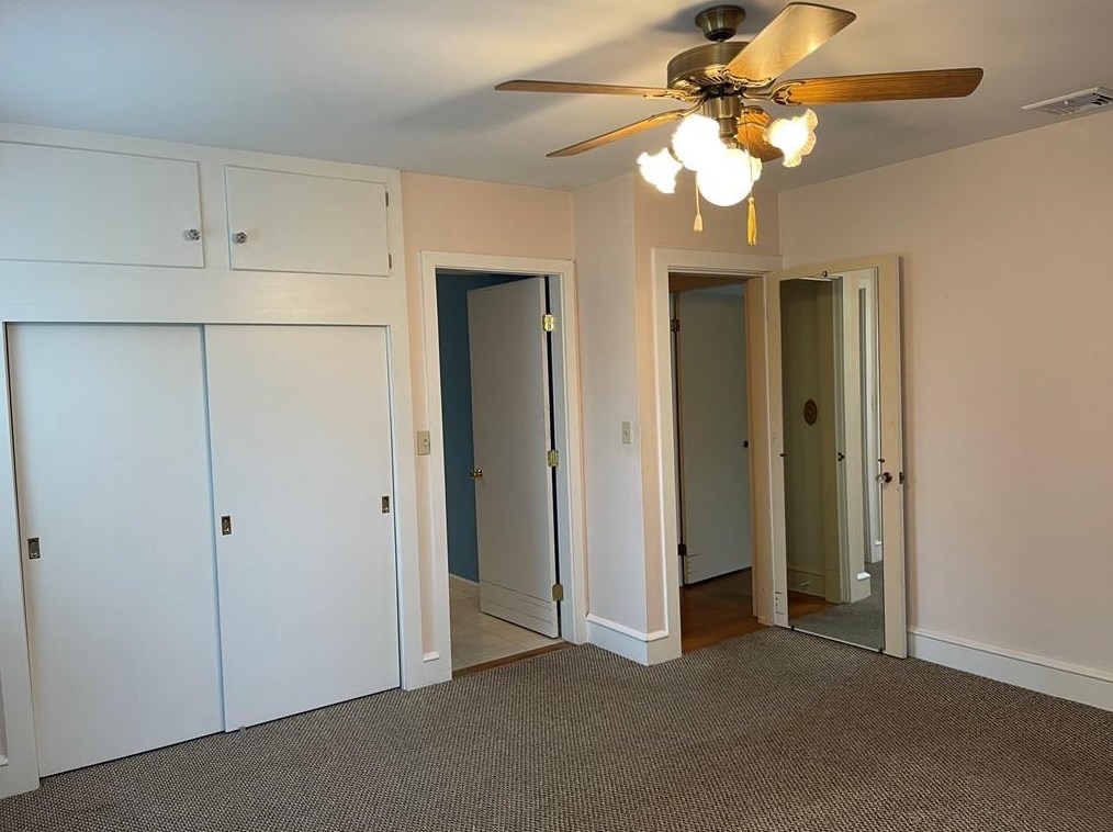 608 Mendon Rd, North Smithfield RI  02896-6962 exterior