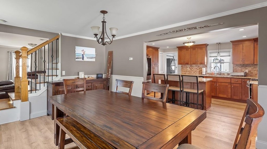 20 Maplewood St, East Providence RI  02914-4225 exterior
