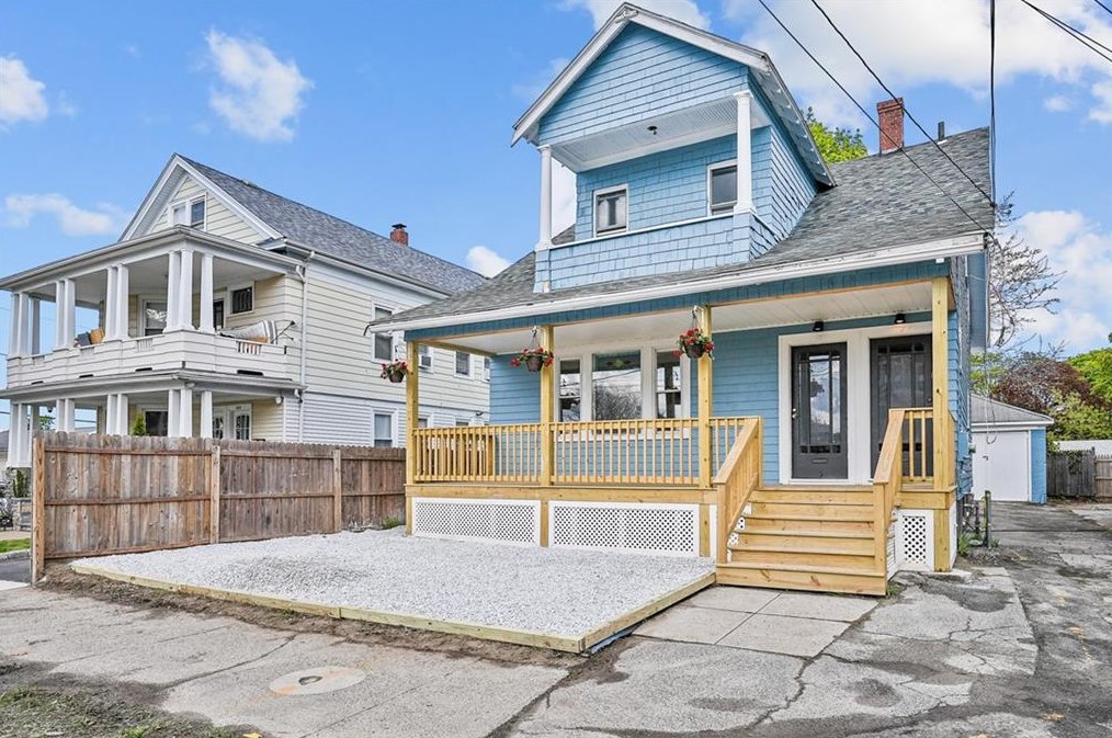 181 Mt Pleasant Ave, Providence, RI 02908