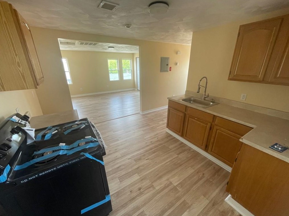 230 Grove St, Woonsocket, RI 02895