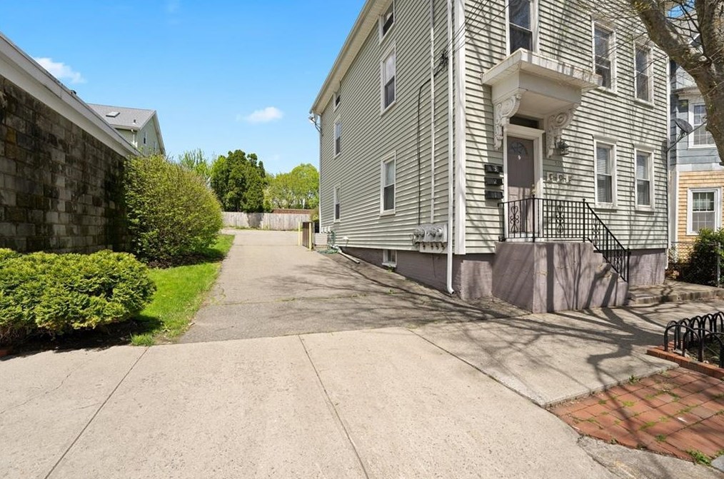 510 Wickenden St #2, Providence, RI 02906