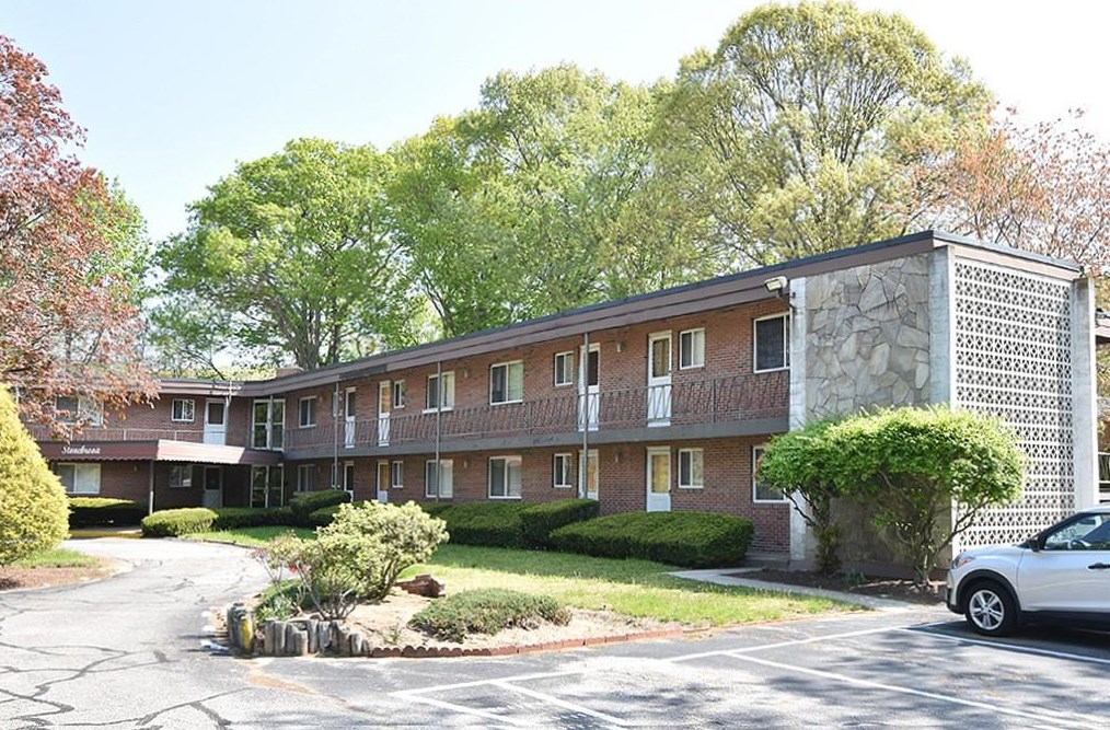 72 W Shore Rd #109, Warwick, RI 02889