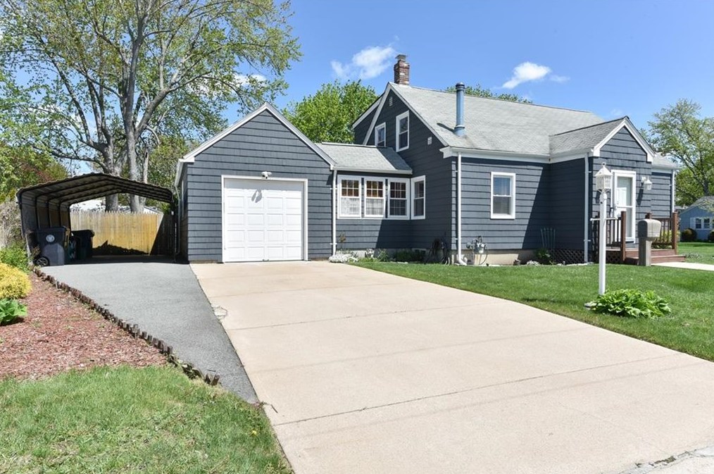 319 Hunt Ave, Warwick, RI 02886